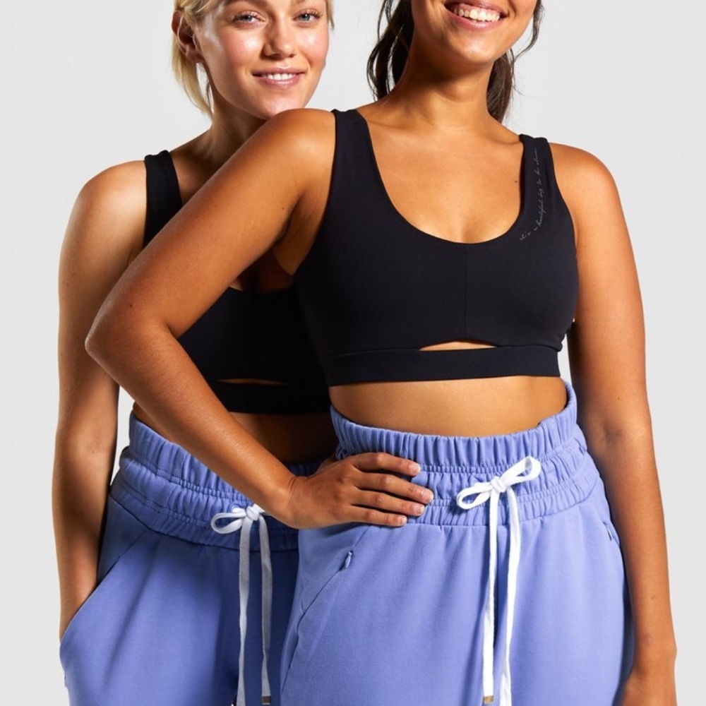 gymshark x whitney simmons set